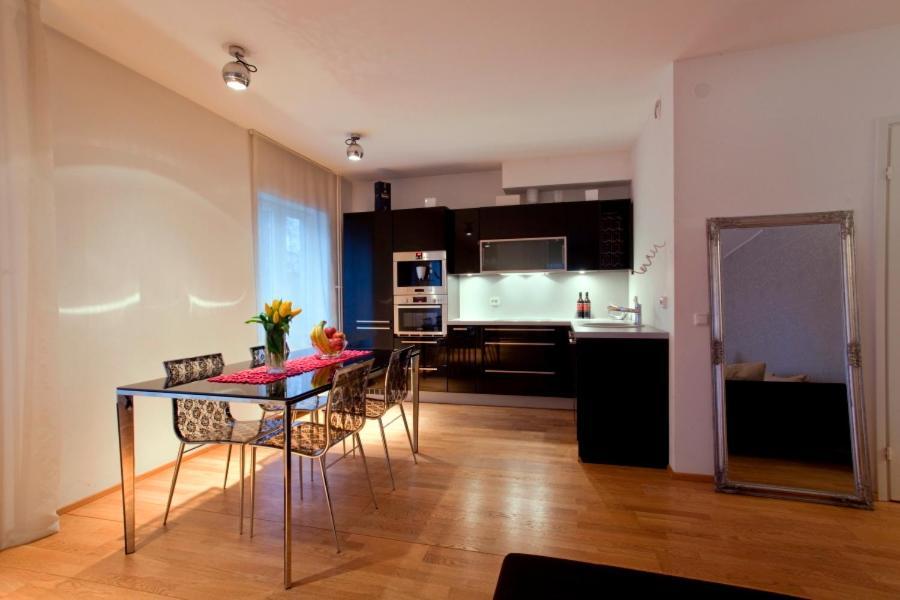 Tatari Apartment تالين الغرفة الصورة